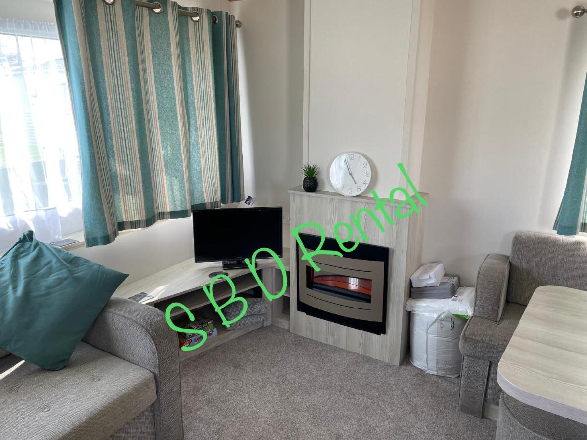 Summer Breeze Deluxe Caravan Rental Saint Osyth Esterno foto