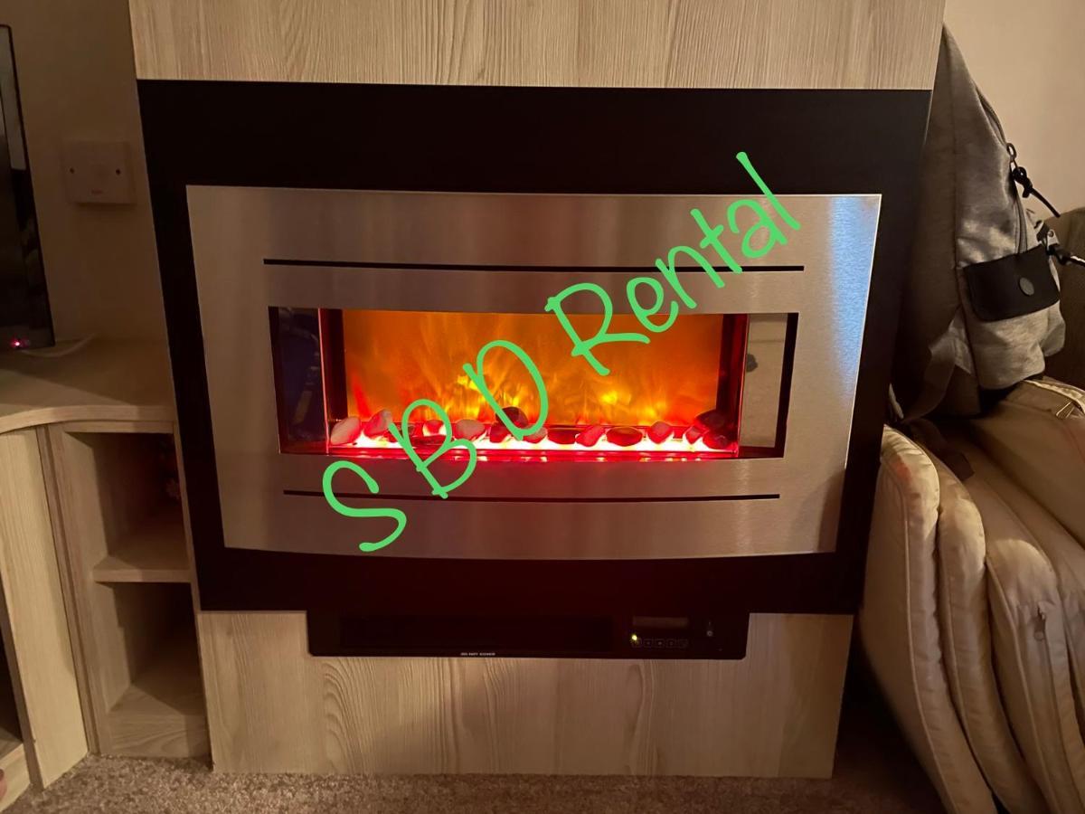 Summer Breeze Deluxe Caravan Rental Saint Osyth Esterno foto