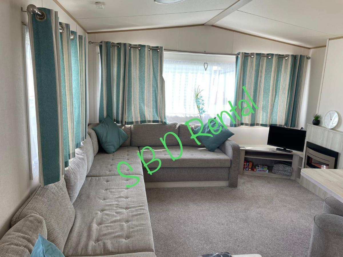 Summer Breeze Deluxe Caravan Rental Saint Osyth Esterno foto