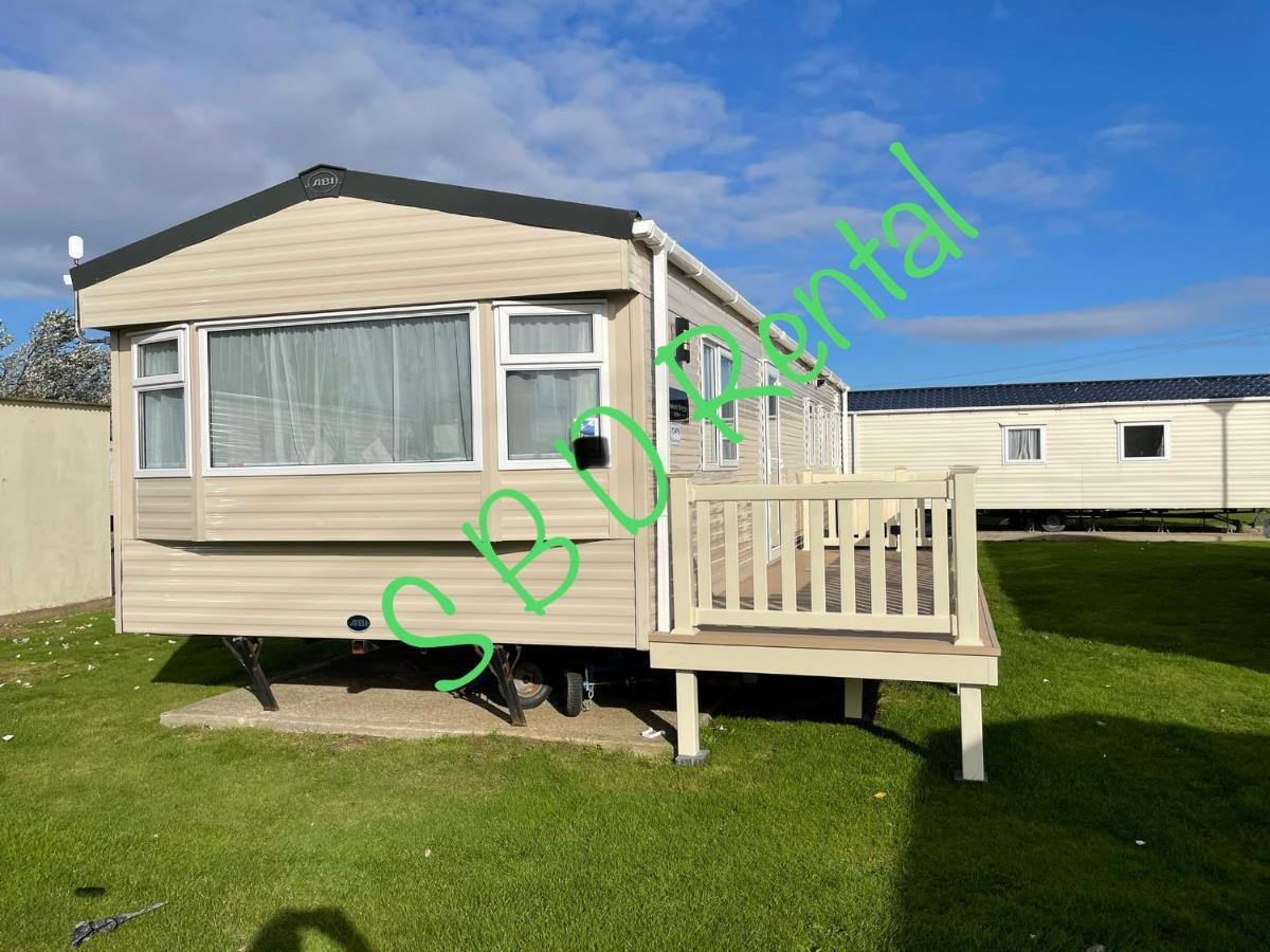 Summer Breeze Deluxe Caravan Rental Saint Osyth Esterno foto